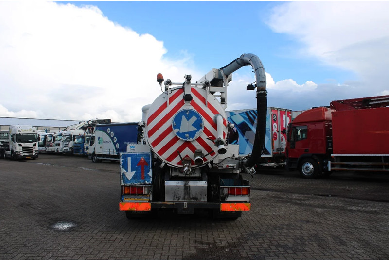 Kamion me vakuum Scania 94 .230 + KOKS 5m3 waste + 1m3 clean: foto 8