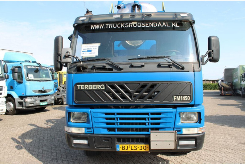 Terberg FM 1450 WITTIG VACUM SYSTEM + TIPPER + FULLY WORKING + EURO 2 + ADR + 11,34m3 - Kamion me vakuum: foto 3 Terberg FM 1450 WITTIG VACUM SYSTEM + TIPPER + FULLY WORKING + EURO 2 + ADR + 11,34m3 - Kamion me vakuum: foto 3