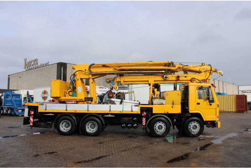 Volvo FL FL10 8X4 + GROMACH 34 mtr. + EURO 2 - Kamion me vinç: foto 5 Volvo FL FL10 8X4 + GROMACH 34 mtr. + EURO 2 - Kamion me vinç: foto 5