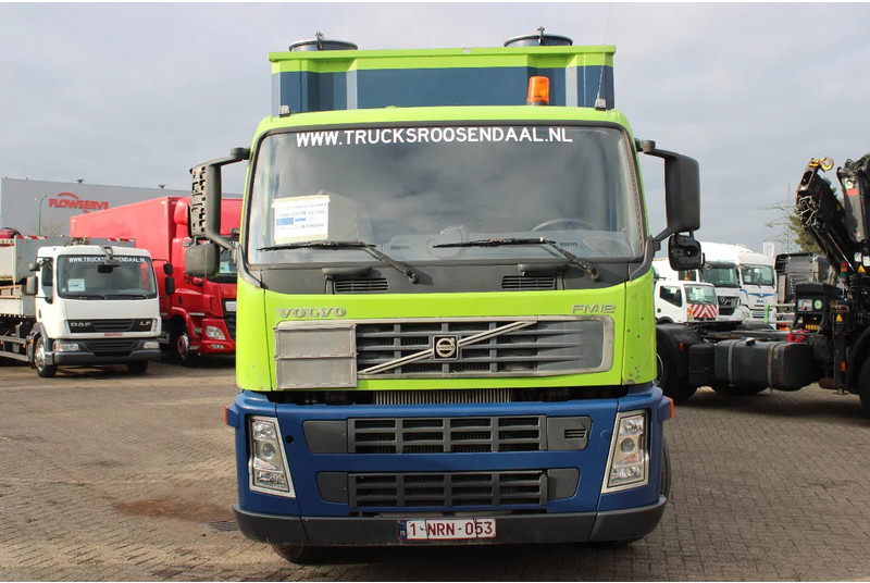 Volvo FM 12.340 + ADR + stokota 14.000L + manual - Kamion me vakuum: foto 2 Volvo FM 12.340 + ADR + stokota 14.000L + manual - Kamion me vakuum: foto 2