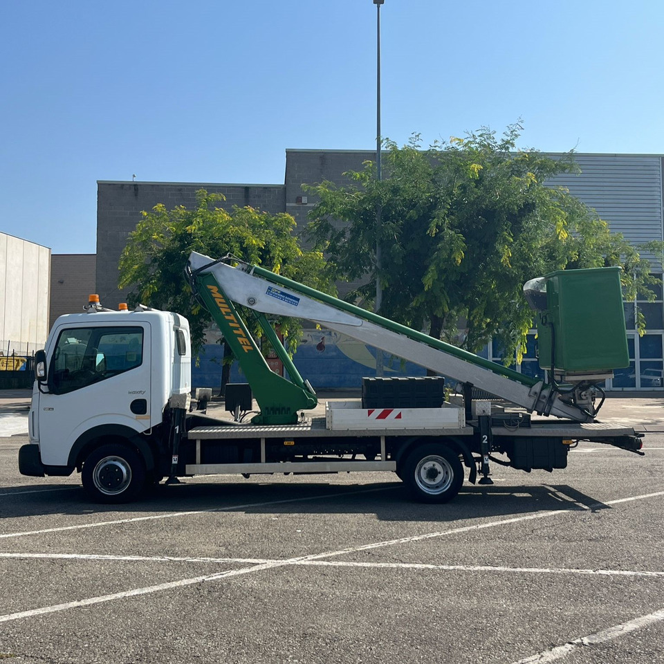 Renault Maxity - Kamioni: foto 2 Renault Maxity - Kamioni: foto 2