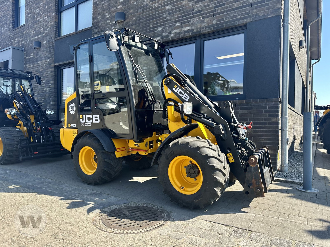 JCB 403 AGRI - Ngarkues i artikuluar: foto 1 JCB 403 AGRI - Ngarkues i artikuluar: foto 1
