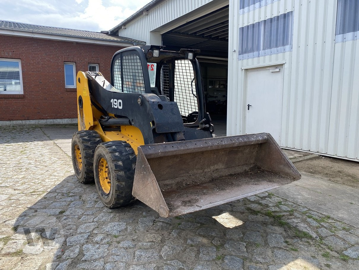 JCB Robot 190 - Fadrom me goma: foto 1 JCB Robot 190 - Fadrom me goma: foto 1