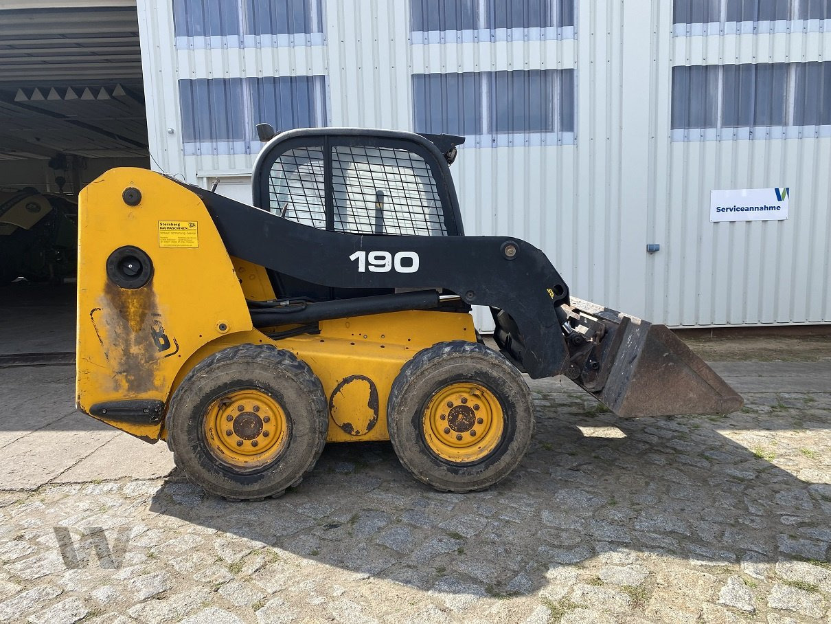 JCB Robot 190 - Fadrom me goma: foto 2 JCB Robot 190 - Fadrom me goma: foto 2