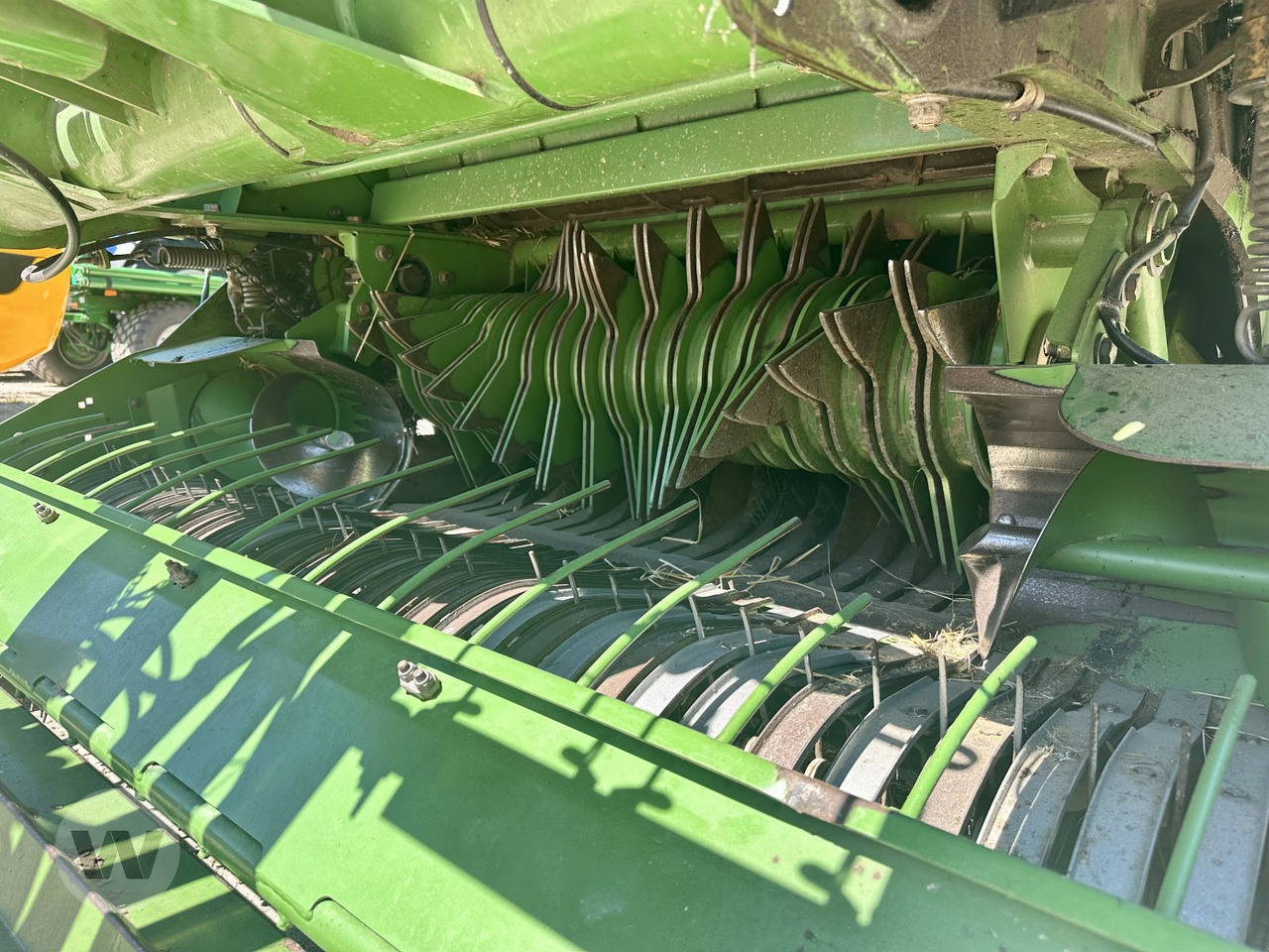 Krone Comprima V 180 XC - Dengmbledhëse e rrumbullakët: foto 3 Krone Comprima V 180 XC - Dengmbledhëse e rrumbullakët: foto 3