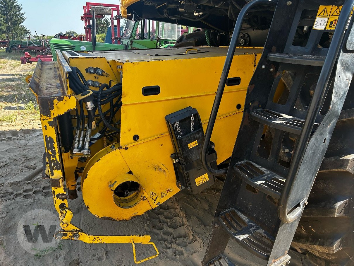 New Holland CR 9070 ELEV - Traktor: foto 4 New Holland CR 9070 ELEV - Traktor: foto 4
