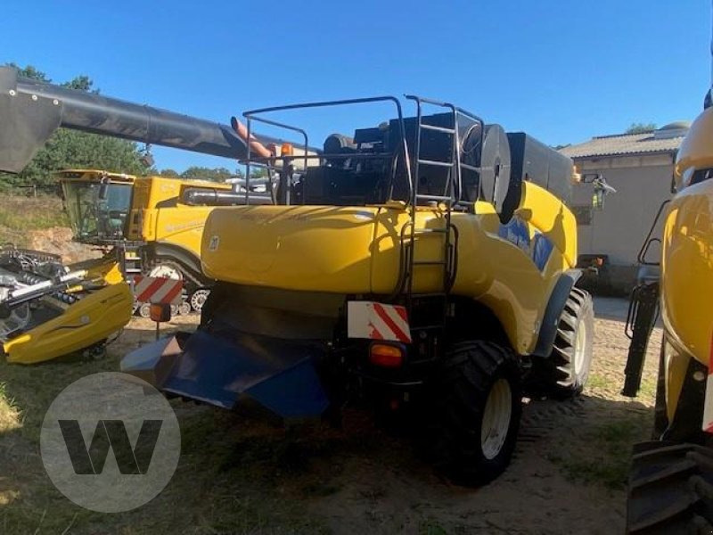 New Holland CR 980 - Autokombajnë: foto 4 New Holland CR 980 - Autokombajnë: foto 4