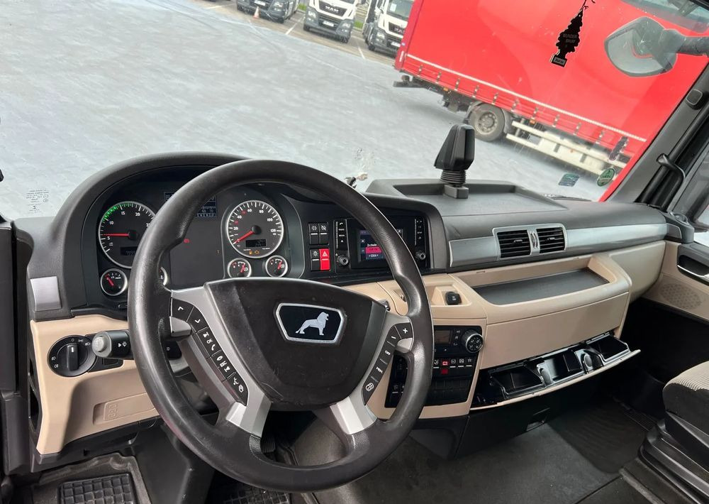 MAN TGX 18.420 XLX  LOW DECK - Gjysmë-kamion: foto 5 MAN TGX 18.420 XLX  LOW DECK - Gjysmë-kamion: foto 5