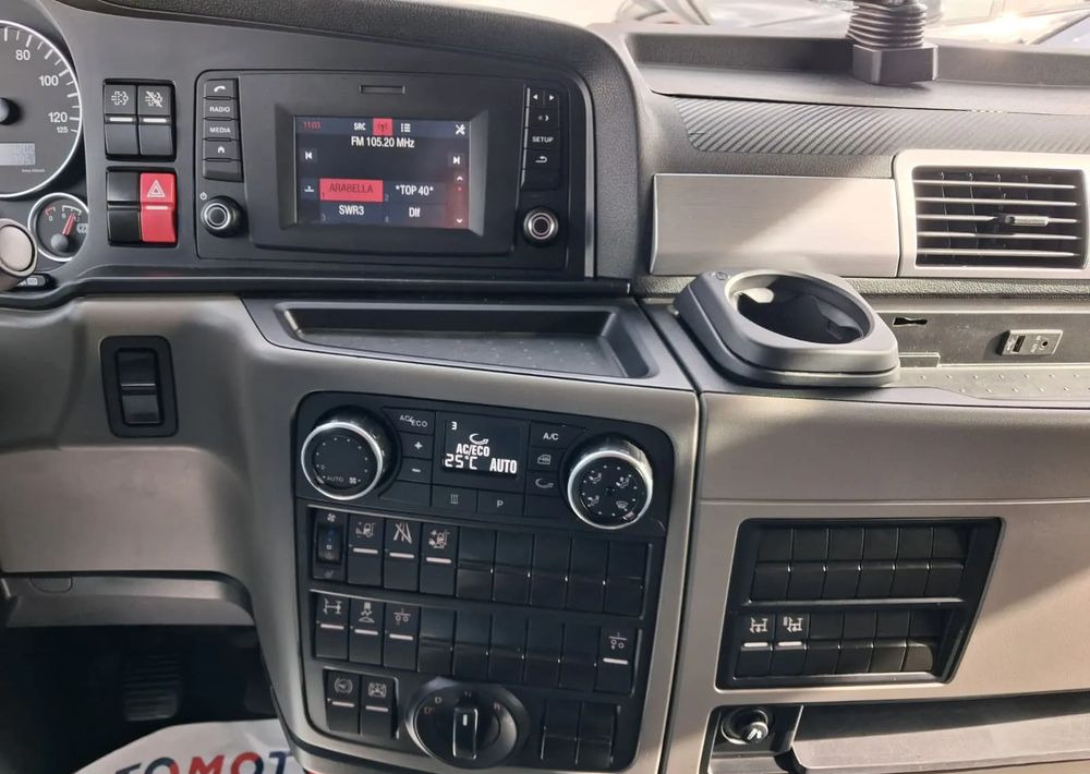 MAN TGX 18.470 Hydraulika dwuobwodowa + wywrot - Gjysmë-kamion: foto 4 MAN TGX 18.470 Hydraulika dwuobwodowa + wywrot - Gjysmë-kamion: foto 4