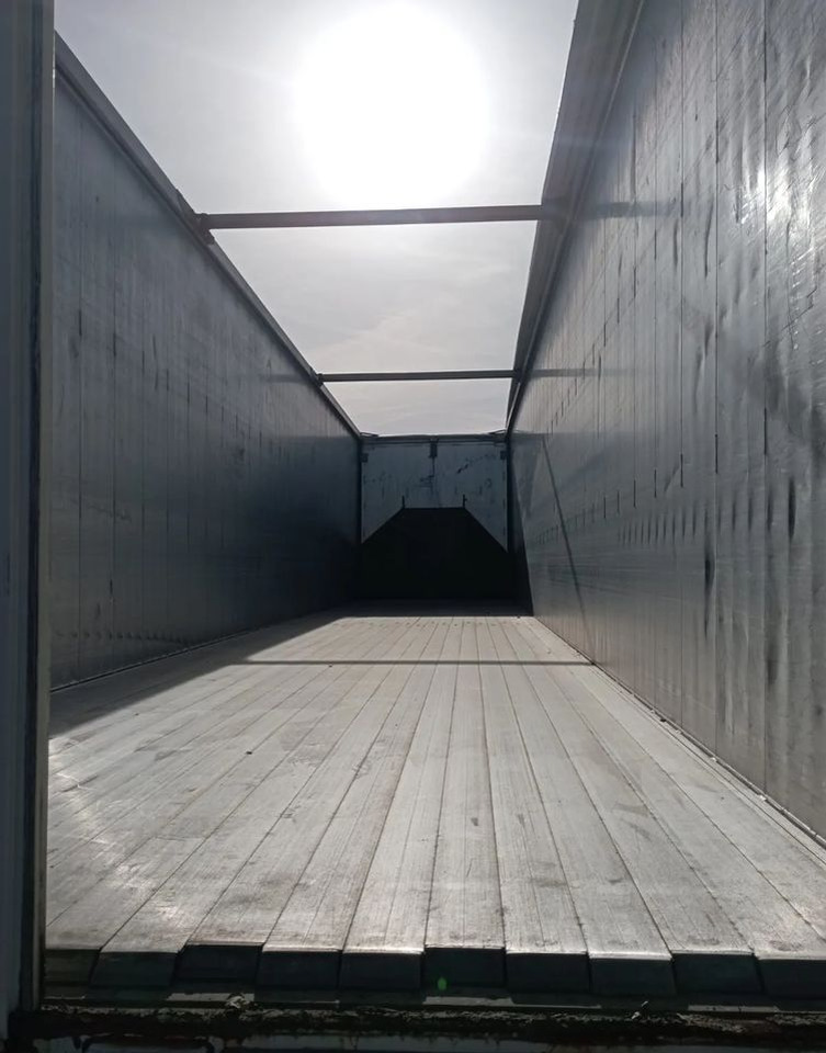 Reisch 3x Ruchoma podłoga 2 - 2022 , 1-2023 - Gjysmë rimorkio me bazament të lëvizshëm: foto 5 Reisch 3x Ruchoma podłoga 2 - 2022 , 1-2023 - Gjysmë rimorkio me bazament të lëvizshëm: foto 5