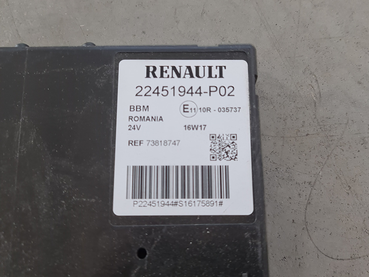 RENAULT RANGE T / BBM CONTROL UNIT / 22451944 P02 - ECU: foto 4 RENAULT RANGE T / BBM CONTROL UNIT / 22451944 P02 - ECU: foto 4