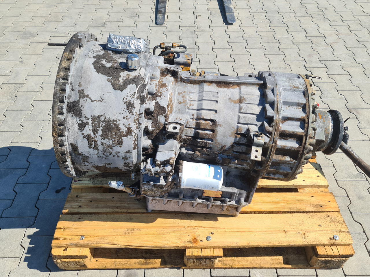 VOLVO FH FM GEARBOX / VT1906PT / POWERTRONIC / WORLDWIDE DELIVERY - Kutia e marsheve: foto 4 VOLVO FH FM GEARBOX / VT1906PT / POWERTRONIC / WORLDWIDE DELIVERY - Kutia e marsheve: foto 4