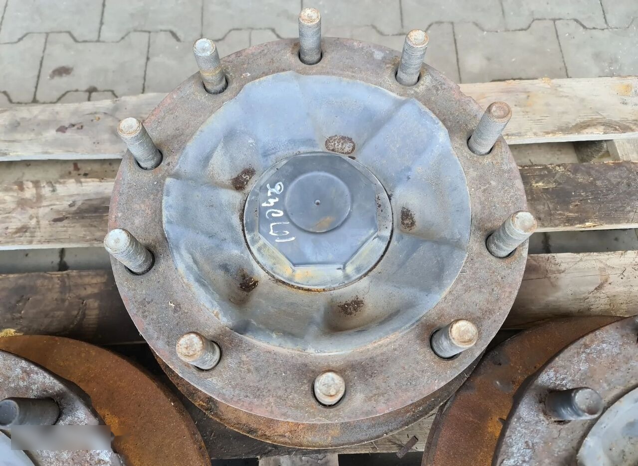 VOLVO RENAULT FRONT HUB 68mm 6.8cm / WORLDWIDE DELIVERY - Bucelë rrote për Kamioni: foto 3 VOLVO RENAULT FRONT HUB 68mm 6.8cm / WORLDWIDE DELIVERY - Bucelë rrote për Kamioni: foto 3