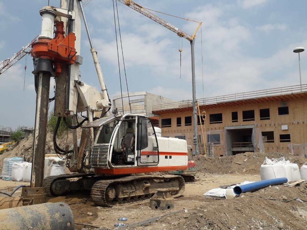 Soilmec R210 - Ngulës pilotash: foto 3 Soilmec R210 - Ngulës pilotash: foto 3