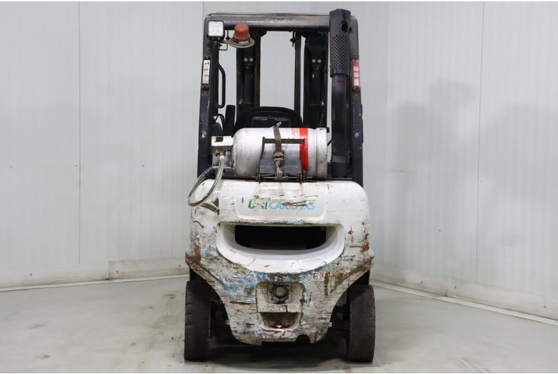 Nissan U1D2A20LQ - Pirun më gaz: foto 5 Nissan U1D2A20LQ - Pirun më gaz: foto 5