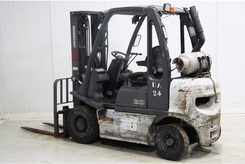 Nissan U1D2A20LQ - Pirun më gaz: foto 4 Nissan U1D2A20LQ - Pirun më gaz: foto 4