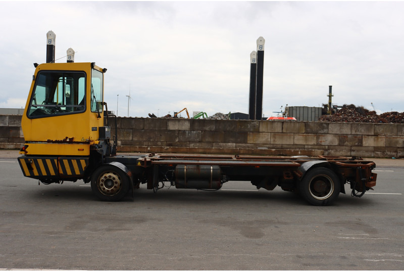 Terberg BC182 - Traktor terminal: foto 5 Terberg BC182 - Traktor terminal: foto 5