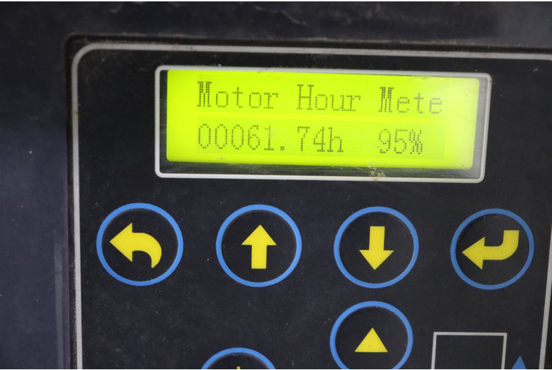 XCMG XG0807AC - Ngritës gërshërë: foto 4 XCMG XG0807AC - Ngritës gërshërë: foto 4