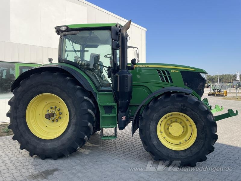 John Deere 6215R - Traktor: foto 4 John Deere 6215R - Traktor: foto 4