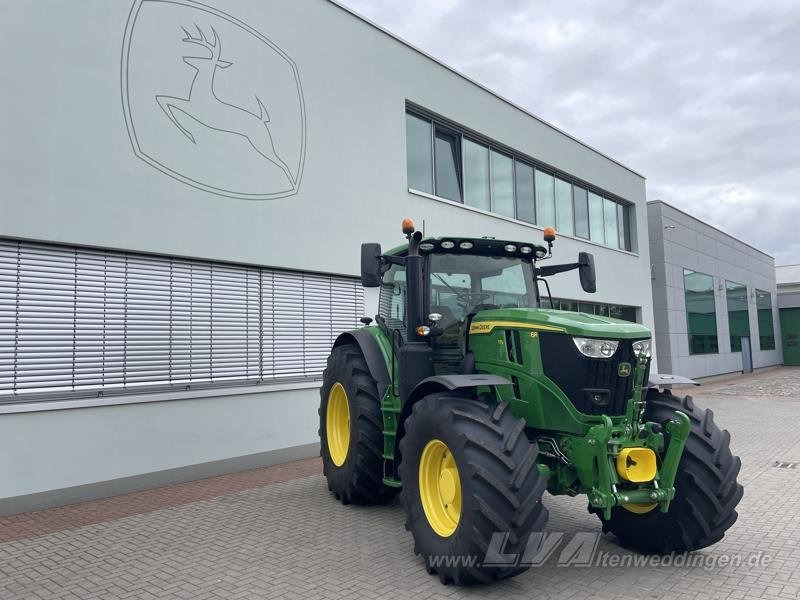 John Deere 6R 175 - Traktor: foto 3 John Deere 6R 175 - Traktor: foto 3