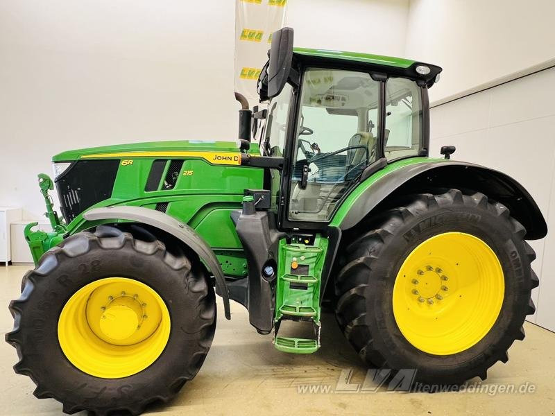 John Deere 6R 215 - Traktor: foto 4 John Deere 6R 215 - Traktor: foto 4