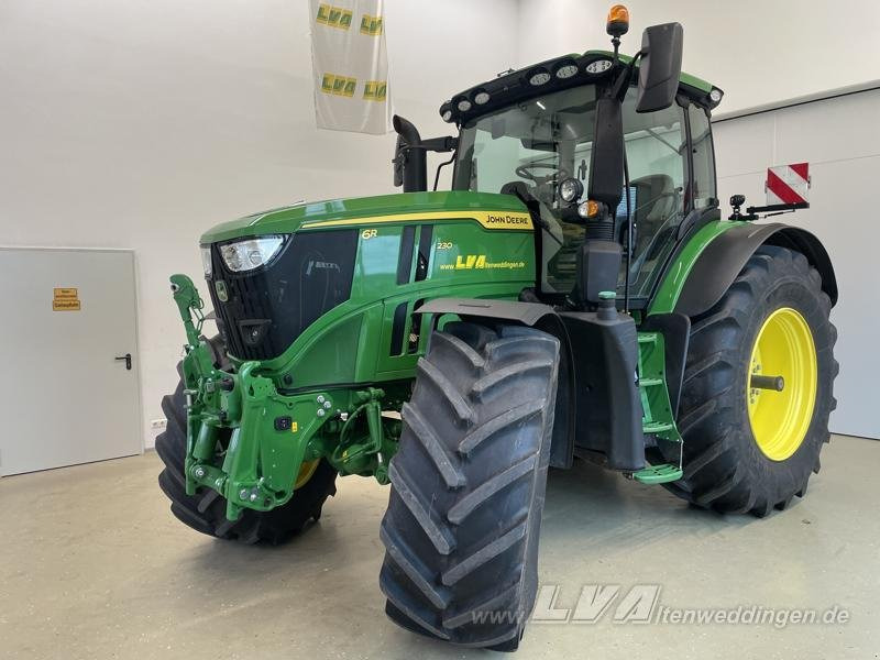 John Deere 6R 230 - Traktor: foto 1 John Deere 6R 230 - Traktor: foto 1