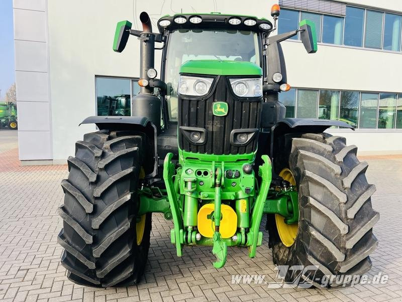 John Deere 6R 250 - Traktor: foto 5 John Deere 6R 250 - Traktor: foto 5