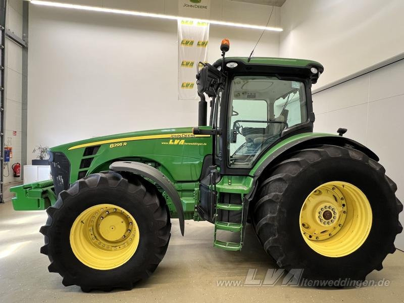 John Deere 8295R - Traktor: foto 4 John Deere 8295R - Traktor: foto 4