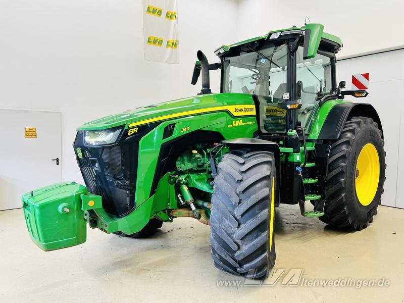 John Deere 8R 340 - Traktor: foto 1 John Deere 8R 340 - Traktor: foto 1