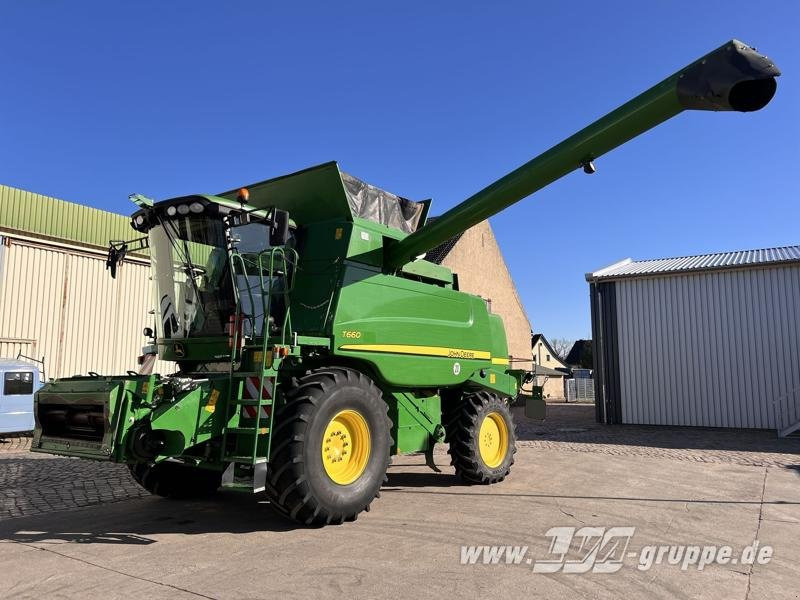 John Deere T660 - Autokombajnë: foto 1 John Deere T660 - Autokombajnë: foto 1