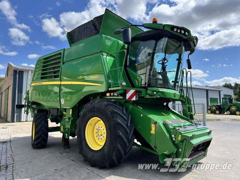 John Deere T660 i ProDrive - Autokombajnë: foto 3 John Deere T660 i ProDrive - Autokombajnë: foto 3