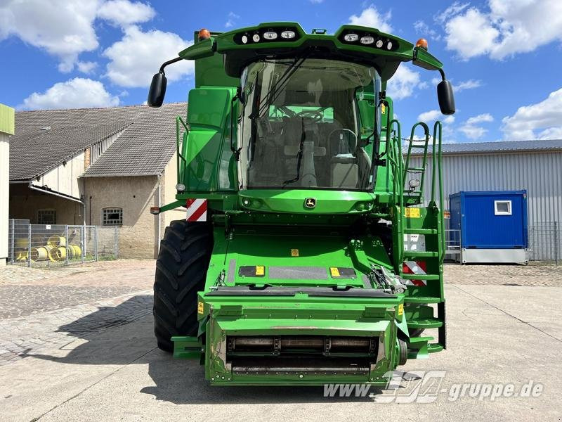 John Deere T660 i ProDrive - Autokombajnë: foto 2 John Deere T660 i ProDrive - Autokombajnë: foto 2