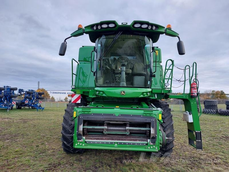 John Deere T660i - Autokombajnë: foto 2 John Deere T660i - Autokombajnë: foto 2