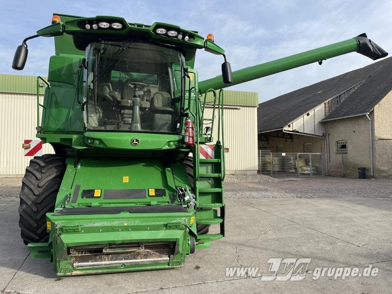 John Deere T660i - Autokombajnë: foto 4 John Deere T660i - Autokombajnë: foto 4