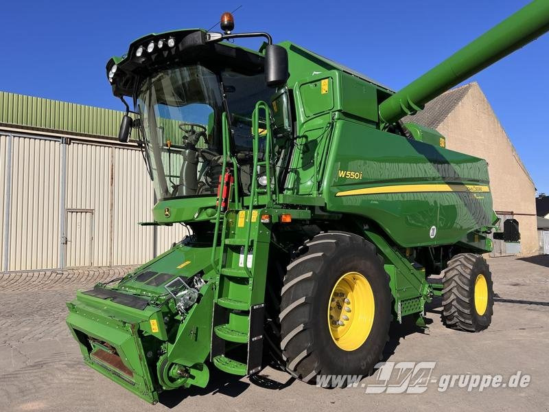 John Deere W550 - Autokombajnë: foto 2 John Deere W550 - Autokombajnë: foto 2