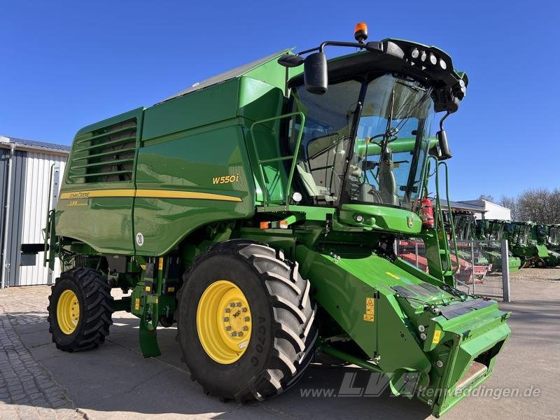 John Deere W550 - Autokombajnë: foto 5 John Deere W550 - Autokombajnë: foto 5