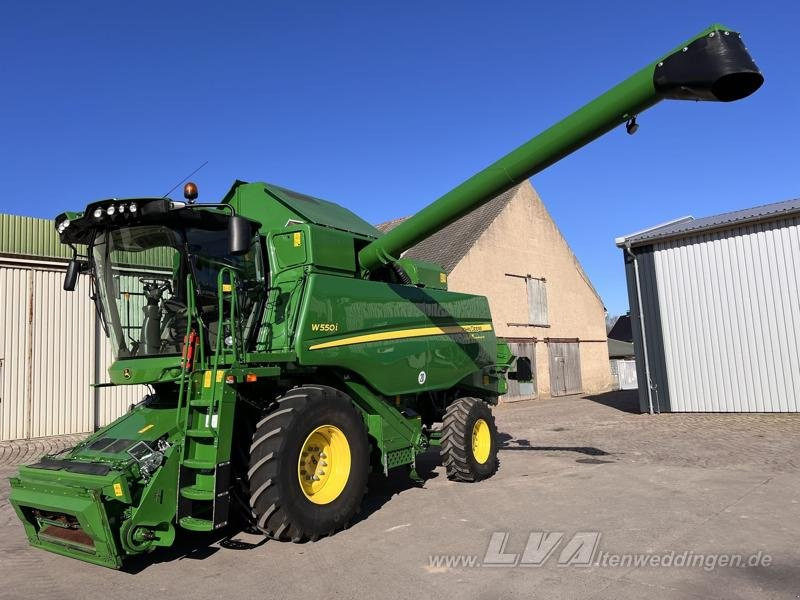 John Deere W550 - Autokombajnë: foto 1 John Deere W550 - Autokombajnë: foto 1