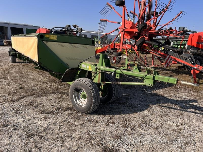 Krone X-DISC 6200 - Korrëse bari: foto 1 Krone X-DISC 6200 - Korrëse bari: foto 1