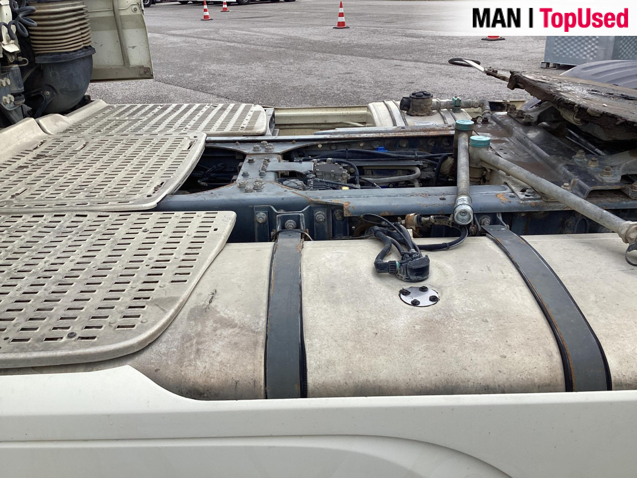 DAF XF460 - Gjysmë-kamion: foto 3 DAF XF460 - Gjysmë-kamion: foto 3