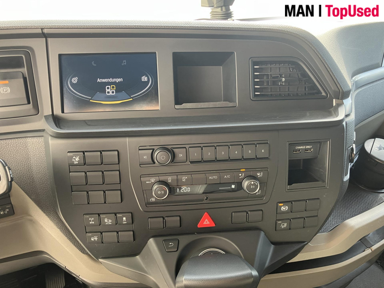 MAN TGX 18.470 4x2 LL SA - Gjysmë-kamion: foto 3 MAN TGX 18.470 4x2 LL SA - Gjysmë-kamion: foto 3