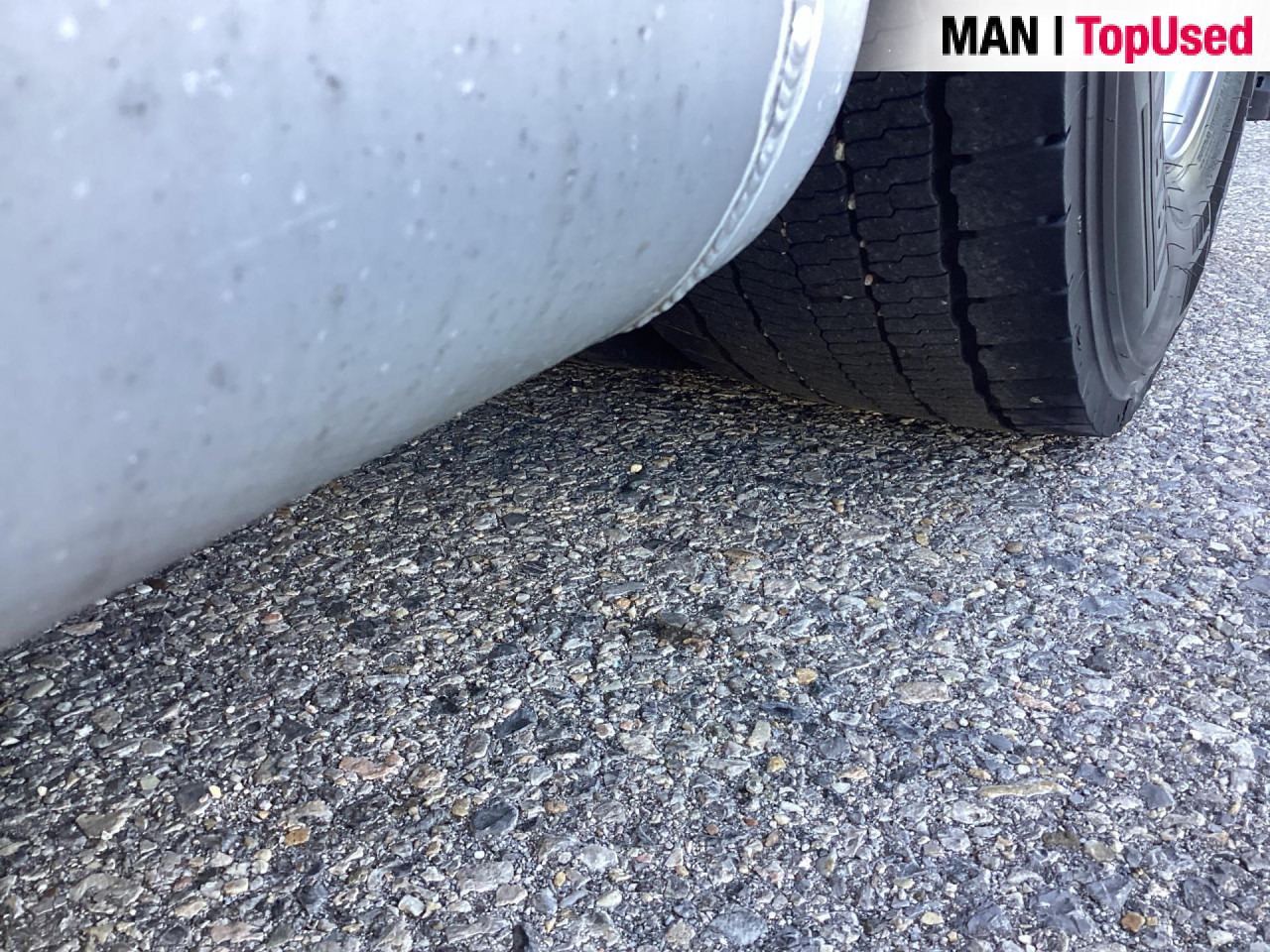 MAN TGX 18.520 4x2 BL SA - Gjysmë-kamion: foto 3 MAN TGX 18.520 4x2 BL SA - Gjysmë-kamion: foto 3