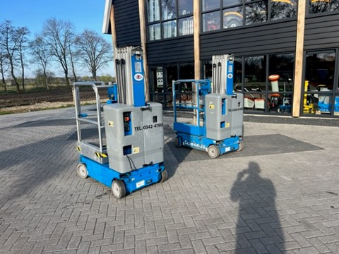 GENIE GR20 boomlift - Ngritës me direk vertikal: foto 1 GENIE GR20 boomlift - Ngritës me direk vertikal: foto 1