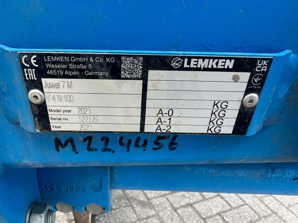 LEMKEN 4-scissor vario plough - Pajisje për lirimin e tokës: foto 3 LEMKEN 4-scissor vario plough - Pajisje për lirimin e tokës: foto 3