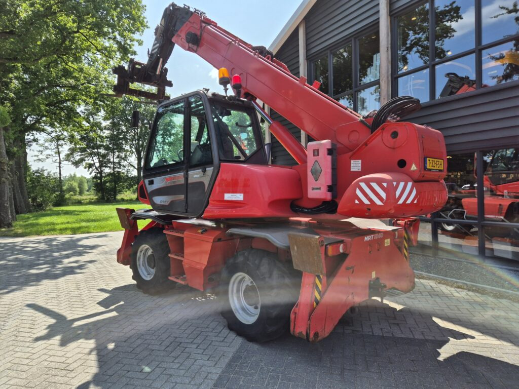 MANITOU MRT 1840 easy - Ekskavator teleskopik: foto 4 MANITOU MRT 1840 easy - Ekskavator teleskopik: foto 4