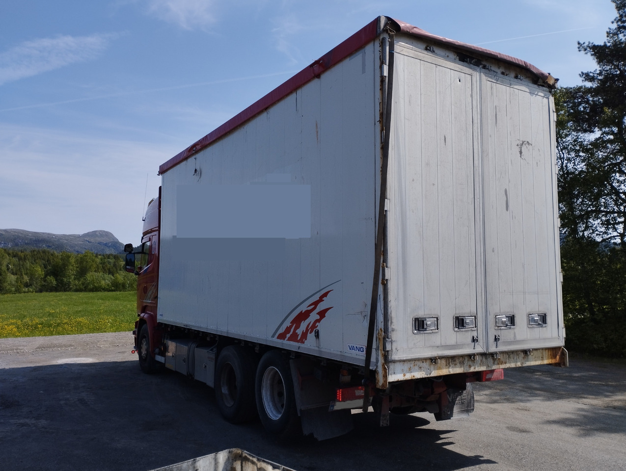 SCANIA R730 6x2 , retarder - Kamion vetëshkarkues: foto 4 SCANIA R730 6x2 , retarder - Kamion vetëshkarkues: foto 4