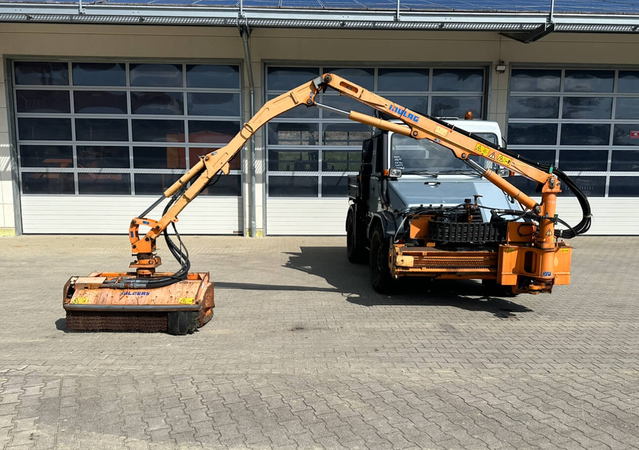 Unimog Frontauslegermähgerät Mulag FME600 - Makineritë e tjera: foto 1 Unimog Frontauslegermähgerät Mulag FME600 - Makineritë e tjera: foto 1