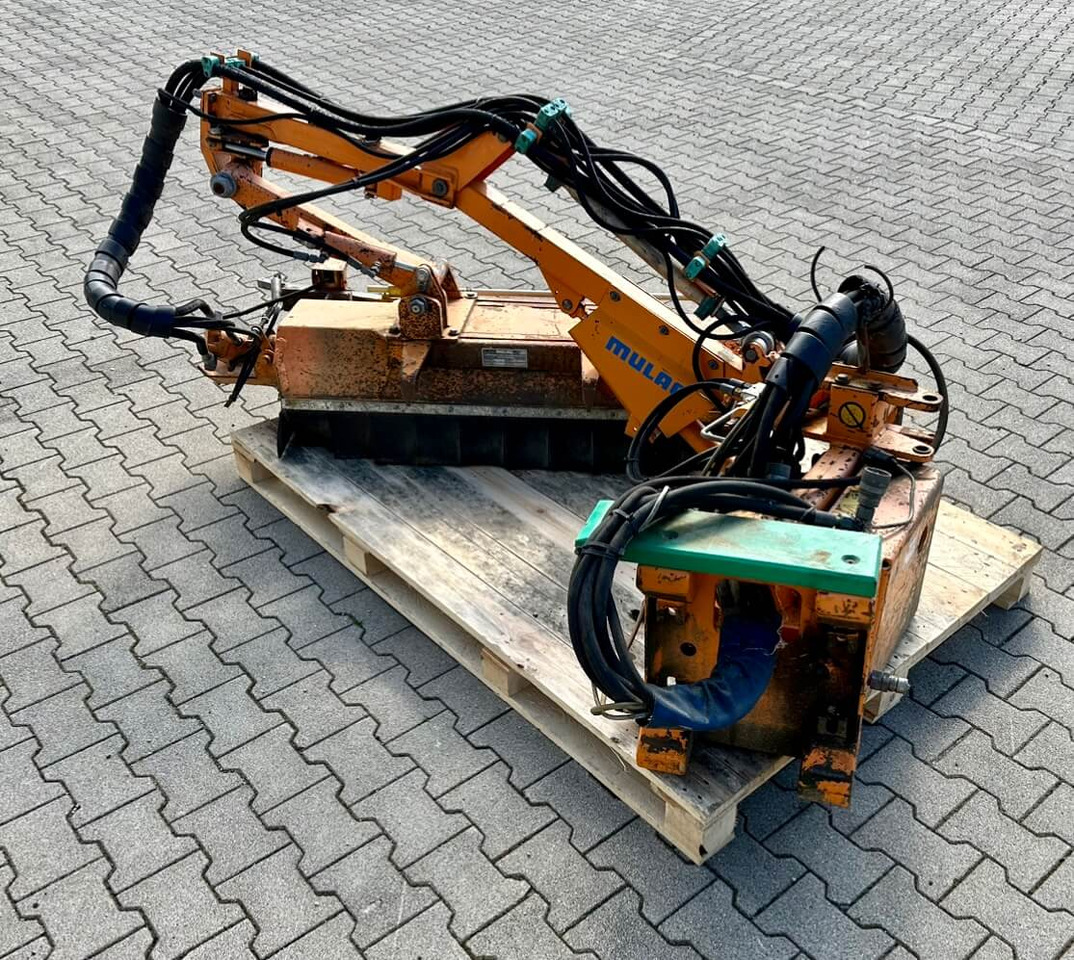 Unimog Randstreifenmulcher Mulag MRK 300 - Trince me spostim anësor: foto 5 Unimog Randstreifenmulcher Mulag MRK 300 - Trince me spostim anësor: foto 5