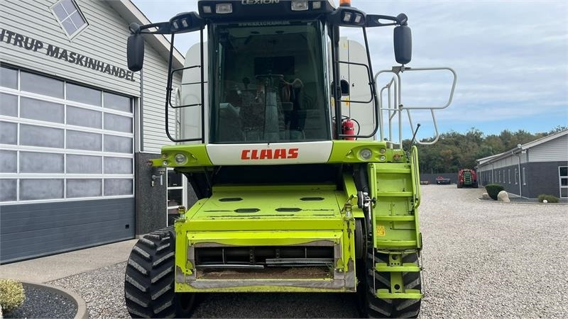 Claas LEXION 560 Med ny bælter og 4wd - Autokombajnë: foto 4 Claas LEXION 560 Med ny bælter og 4wd - Autokombajnë: foto 4