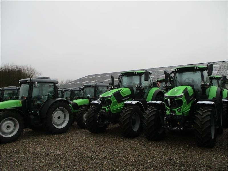 Deutz-fahr Agrofarm 115G with 30F+30R Hi-Lo and CreepGea - Traktor: foto 3 Deutz-fahr Agrofarm 115G with 30F+30R Hi-Lo and CreepGea - Traktor: foto 3