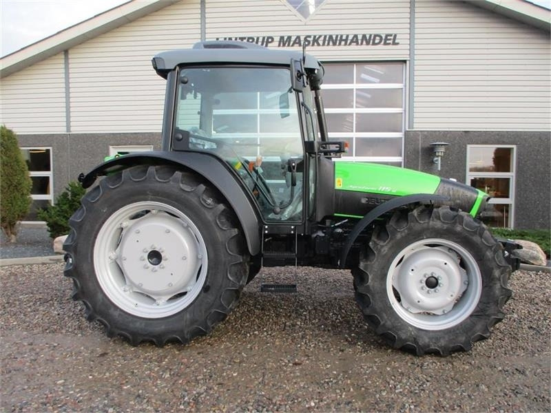 Deutz-fahr Agrofarm 115G with 30F+30R Hi-Lo and CreepGea - Traktor: foto 4 Deutz-fahr Agrofarm 115G with 30F+30R Hi-Lo and CreepGea - Traktor: foto 4